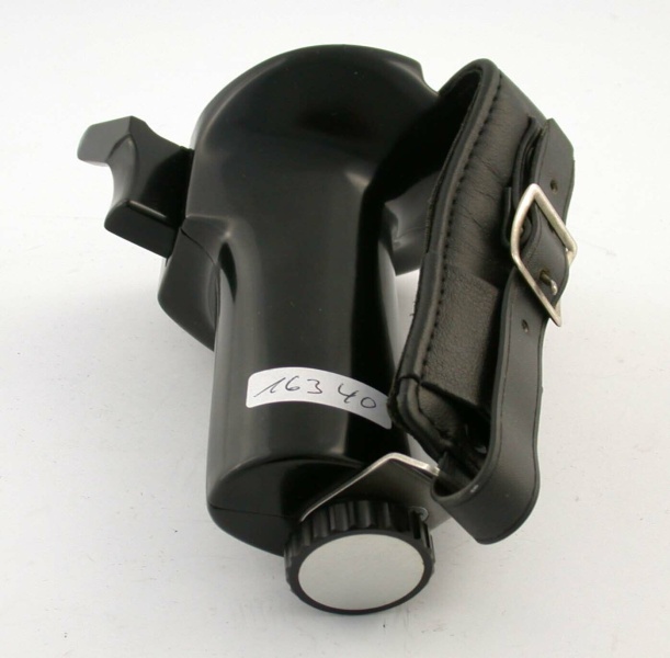 Datei:Mamiya-TLR Pistol1 Brell 5.jpg