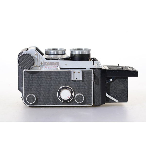 Datei:Mamiya C33 TeamFoto 2.jpg