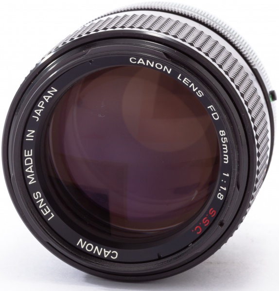 Datei:Canon FD 85 1.8 Arsenal 2.jpg