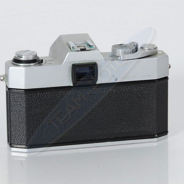 Datei:Yashica FX-2 TeamFoto 2.jpg