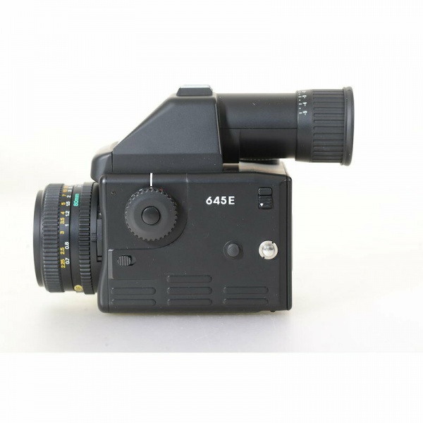 Datei:Mamiya M645E TeamFoto 3.jpg