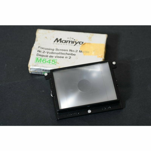 Datei:Mamiya 645 Mattscheibe Matt TeamFoto.jpg