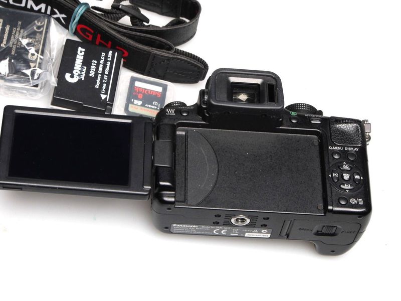 Datei:Lumix DMC-GH2 camerafoxx 4.jpg