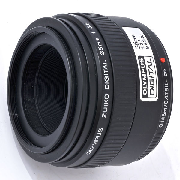 Datei:E 35 Macro Arsenal 2.jpg