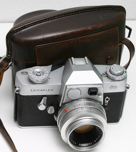 Datei:Leicaflex I Arsenal.jpg