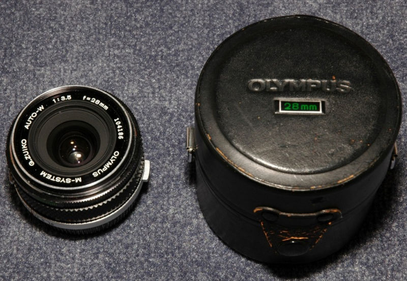 Datei:G.Zuiko 28mm M-System Meinhard Schmitt.jpg