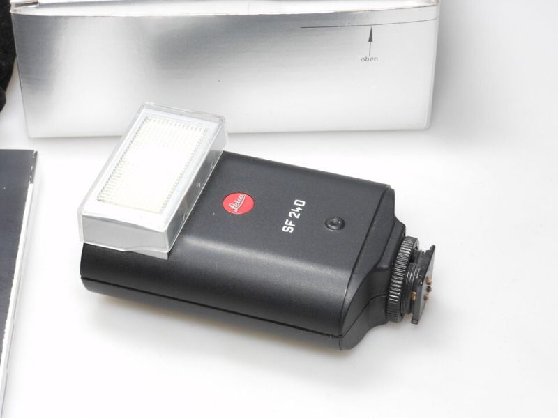 Datei:Leica SF24D Titan camerafoxx 4.jpg