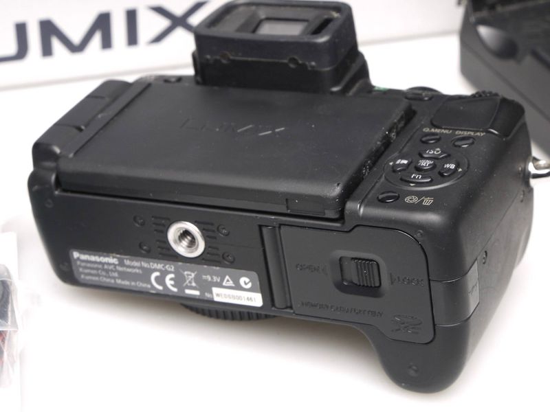 Datei:Lumix DMC-G2 sw camerafoxx 3.jpg