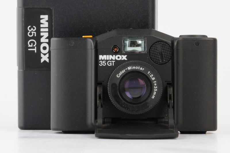 Datei:Minox 35 GT Arsenal 2.jpg