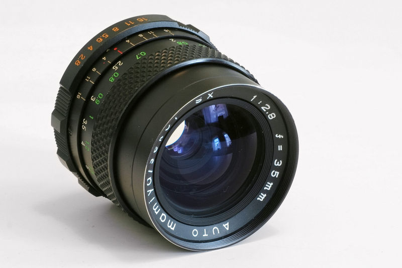 Datei:Mamiya 35 2.8 paguru.jpg