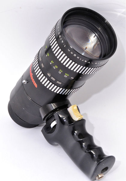 Datei:Schneider Tele-Variogon 80-240 4 Arsenal 2.jpg