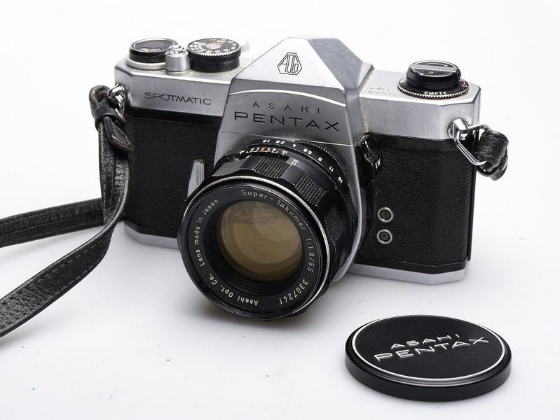 Datei:Spotmatic camerafoxx.jpg