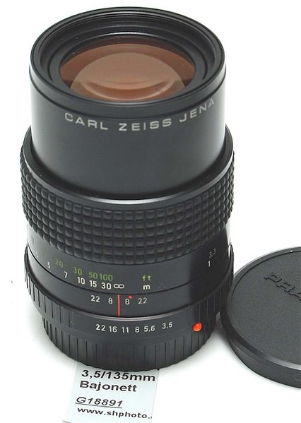 Datei:CZJ Sonnar 135 3.5 Arsenal.jpg