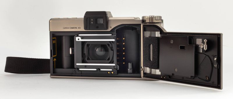 Datei:Leica Minilux Zoom Arsenal 3.jpg