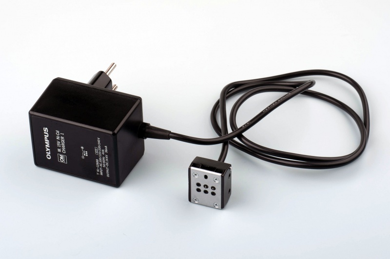 Datei:M.15V Ni-Cd Charger 1 02.jpg
