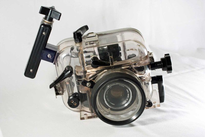Datei:Canon F-1 underwater Pruefert 01.JPG