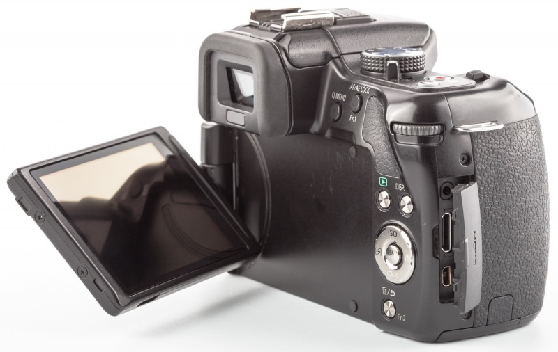 Datei:Panasonic Lumix DMC-G5 Arsenal 3.jpg