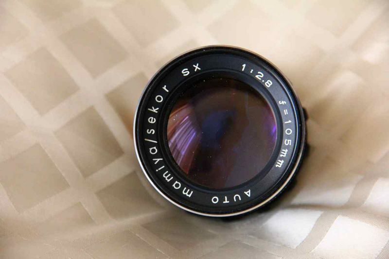 Datei:Mamiya 105 2.8 meinke 1.JPG