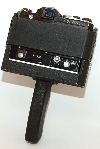 Datei:Nikon F Navy Arsenal 2.jpg