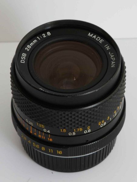 Datei:DSB 28mm f2.8 alfred.e.jpg