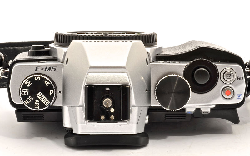 Datei:Olympus E-M5 si Arsenal 3.jpg