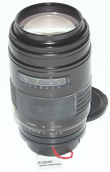 Datei:Yashica Sigma AF 70-210 Arsenal.jpg