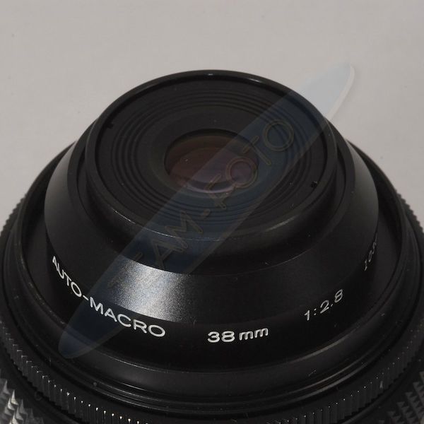 Datei:Zuiko 38 2.8 TeamFoto 5.jpg