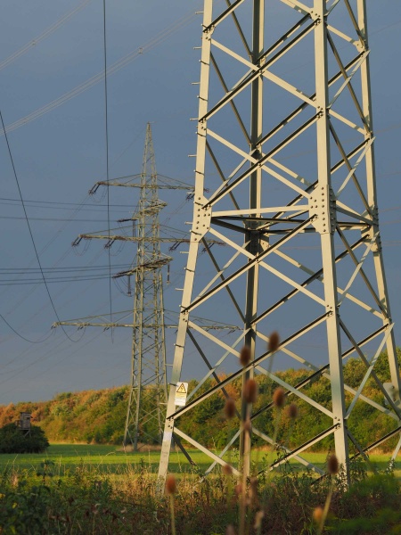 Datei:M.Zuiko 45 1.8 Strom2 small.jpg