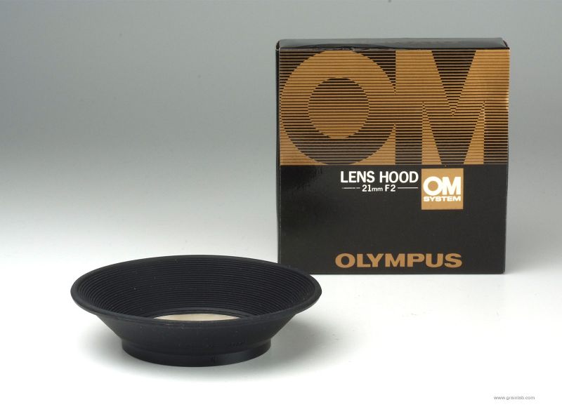 Datei:OM 21 F2 Hood Grainlab.jpg