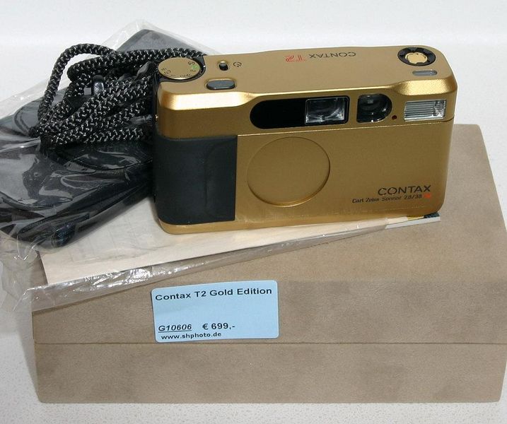 Datei:Contax T2 Arsenal.jpg