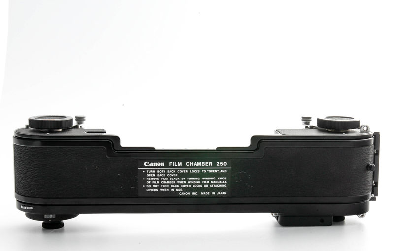 Datei:F-1 Film-Chamber 250 Arsenal 2.jpg
