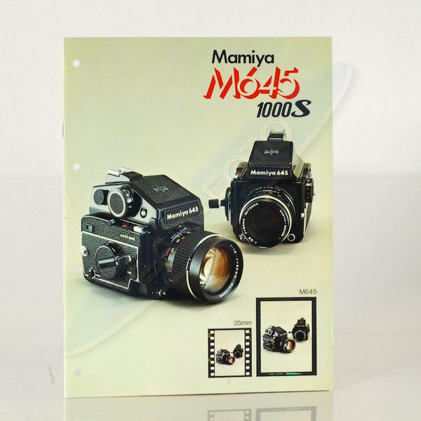 Datei:Mamiya 645 1000s Prospekt TeamFoto.jpg