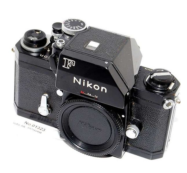 Datei:Nikon F FTn Arsenal.jpg