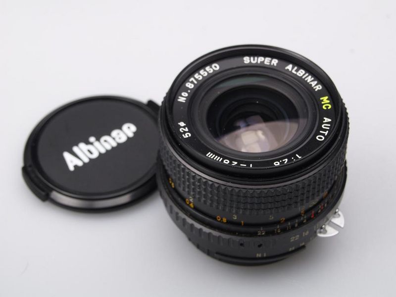 Datei:Super-Albinar 28 2.8 camerafoxx 2.jpg