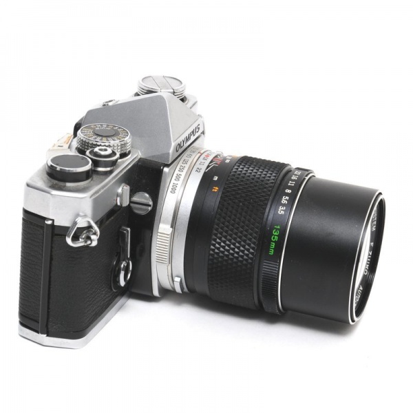 Datei:M-Zuiko 135 3.5 Arsenal 6.jpg