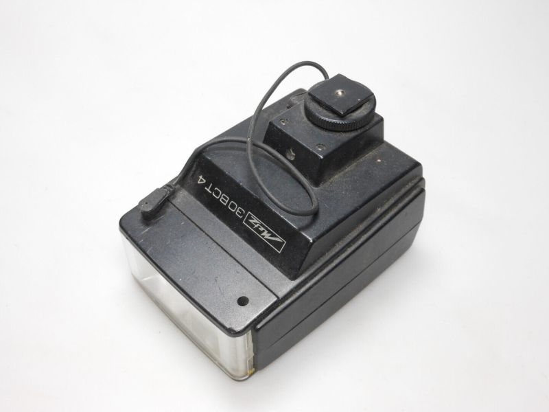 Datei:Mecablitz 30 BCT-4 camerafoxx 2.jpg