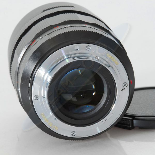 Datei:Nokton 42.5 0.95 TeamFoto 3.JPG