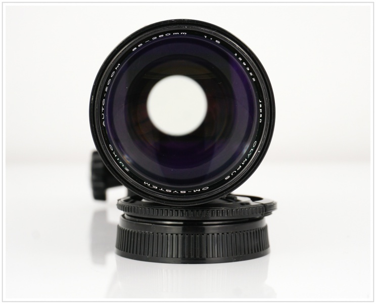 Datei:Zuiko 85-250 Niko 8.jpg