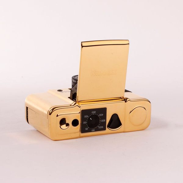 Datei:Minox MDC gold Arsenal 7.jpg