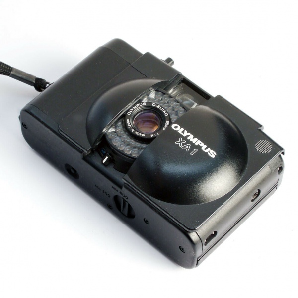 Datei:Olympus XA1 k foto 2.jpg