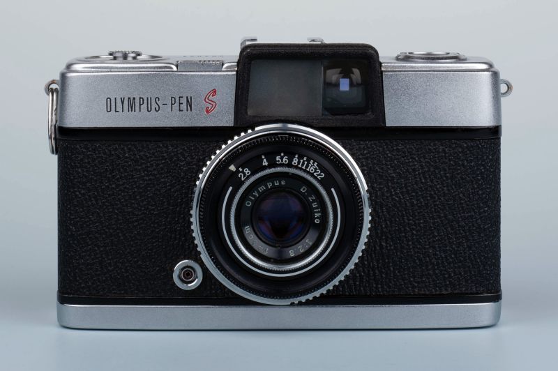 Datei:Olympus Pen S chrome 03.jpg