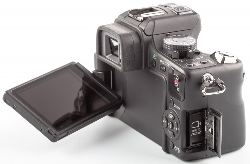 Datei:Lumix DMC-GH1 Arsenal 5s.jpg