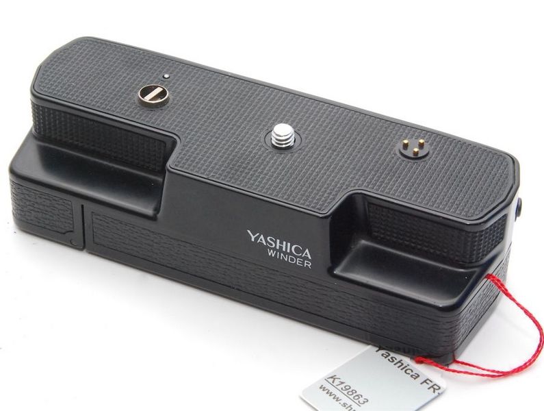 Datei:Yashica FR winder Arsenal.jpg