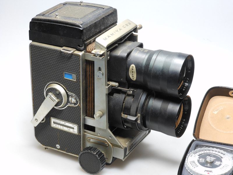 Datei:Mamiya 180C camerafoxx 2.jpg